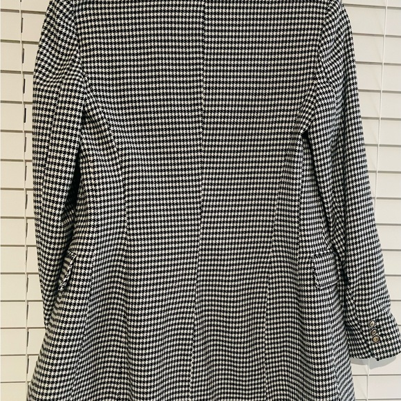 Zara Black and White Houndstooth Blazer size small - Picture 3 of 5